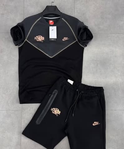 Nike Central Majica Crni Šorc