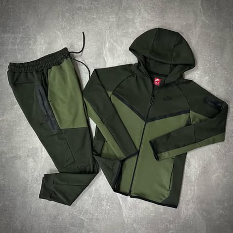 Nike Maslinasta Tech v3 Trenerka