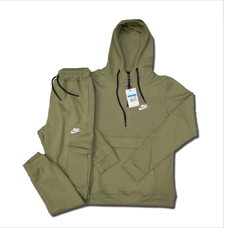 Nike Maslinasta Trenerka Džeparka - slika 1